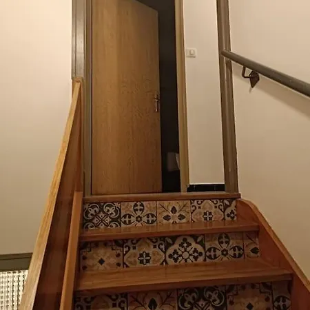 Maison L'hostal Saura Y Roja Apartamento