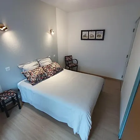 Maison L'hostal Saura Y Roja Apartamento Andelat