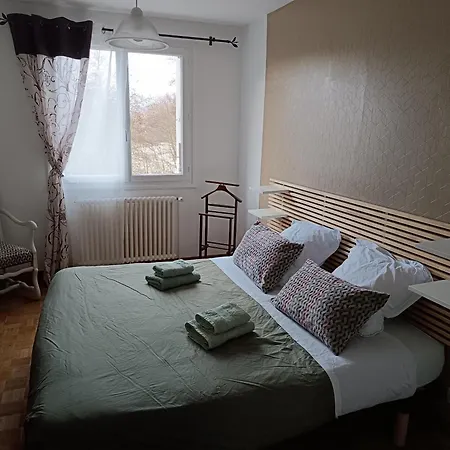 Maison L'hostal Saura Y Roja Appartement *