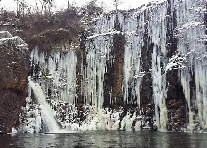 Apartment Maison L'hostal Saura Y Roja Andelat