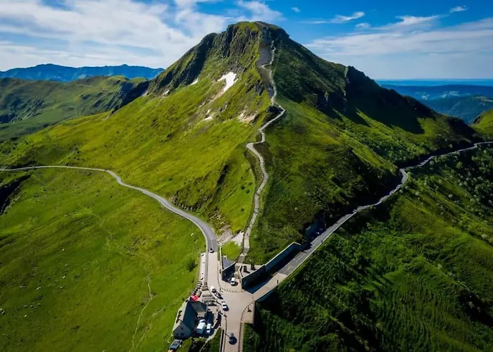 Maison L'hostal Saura Y Roja Apartment Andelat